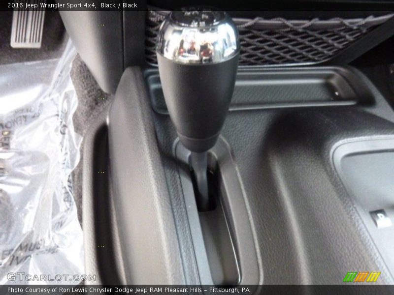 Black / Black 2016 Jeep Wrangler Sport 4x4