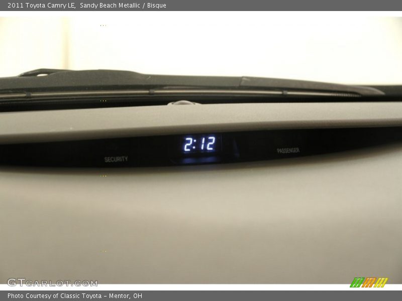 Sandy Beach Metallic / Bisque 2011 Toyota Camry LE