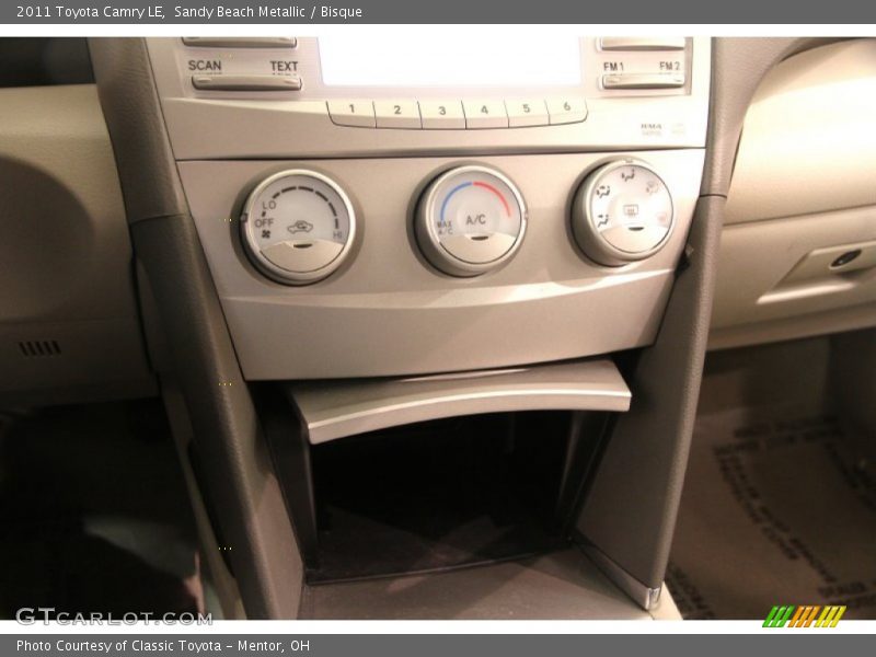Sandy Beach Metallic / Bisque 2011 Toyota Camry LE