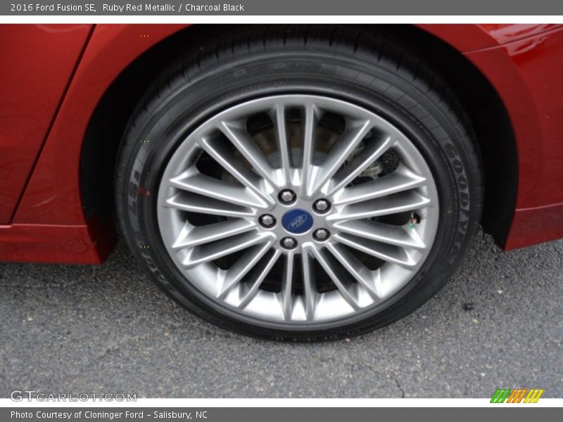  2016 Fusion SE Wheel