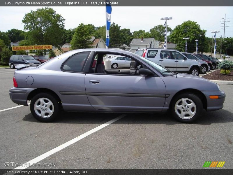 Light Iris Blue Pearl / Dark Slate 1995 Plymouth Neon Sport Coupe