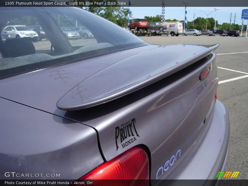 Light Iris Blue Pearl / Dark Slate 1995 Plymouth Neon Sport Coupe