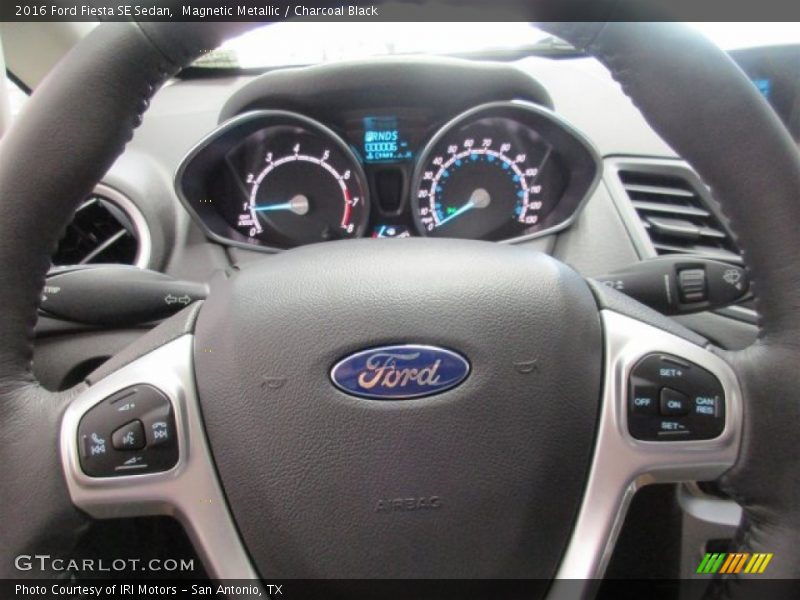 Magnetic Metallic / Charcoal Black 2016 Ford Fiesta SE Sedan
