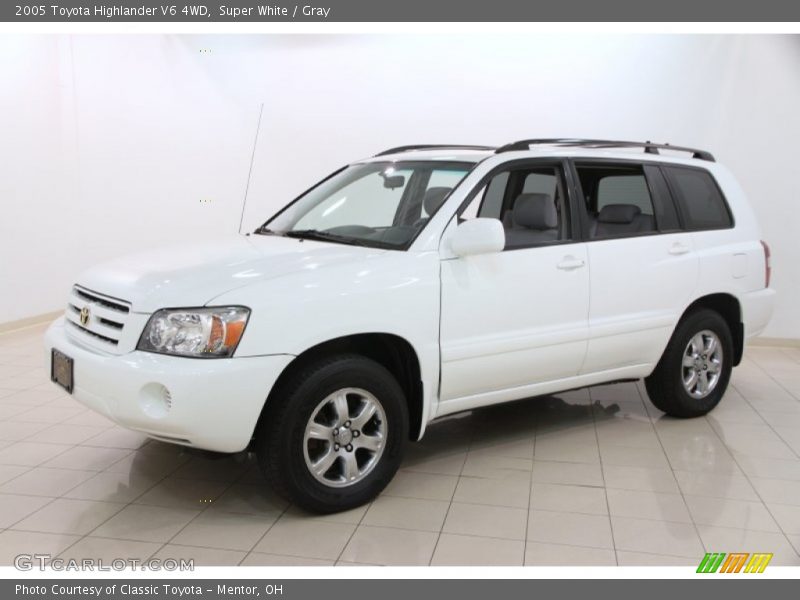 Super White / Gray 2005 Toyota Highlander V6 4WD