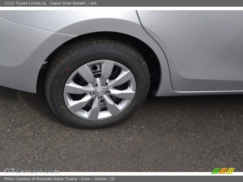 Classic Silver Metallic / Ash 2016 Toyota Corolla LE