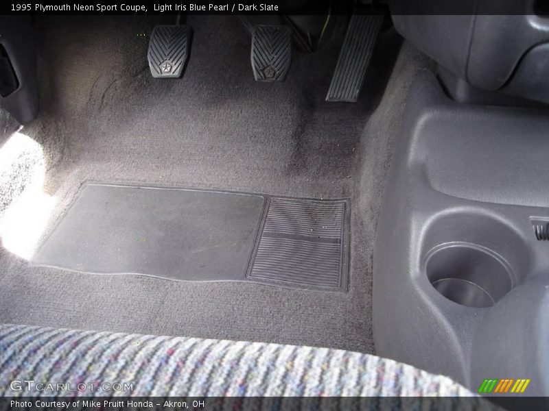 Light Iris Blue Pearl / Dark Slate 1995 Plymouth Neon Sport Coupe