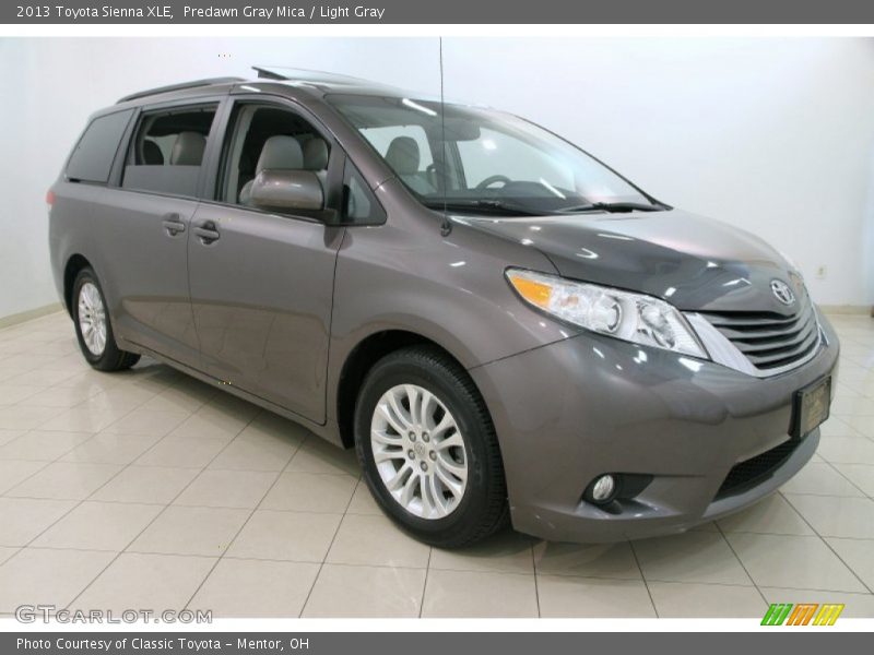 Predawn Gray Mica / Light Gray 2013 Toyota Sienna XLE