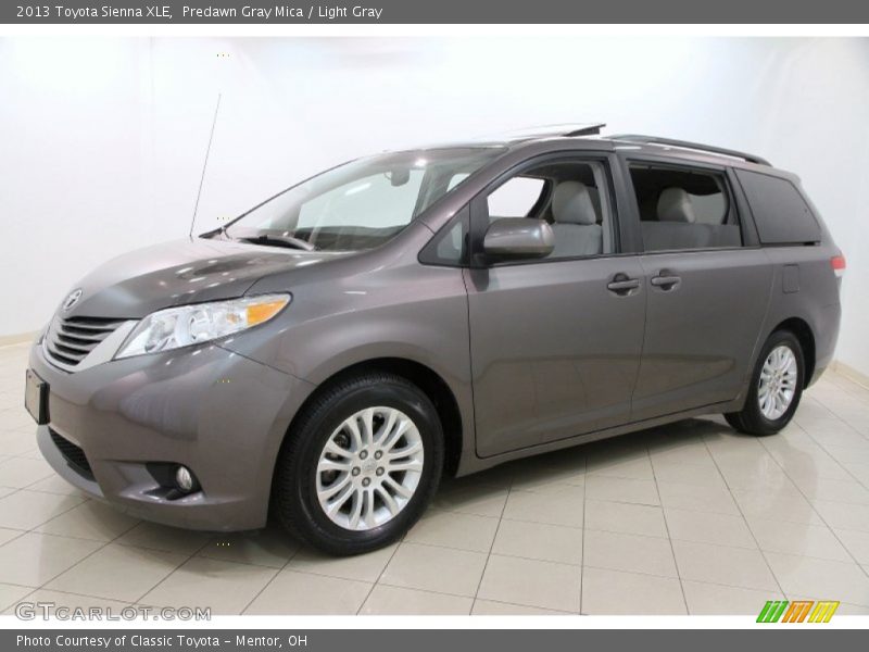Predawn Gray Mica / Light Gray 2013 Toyota Sienna XLE