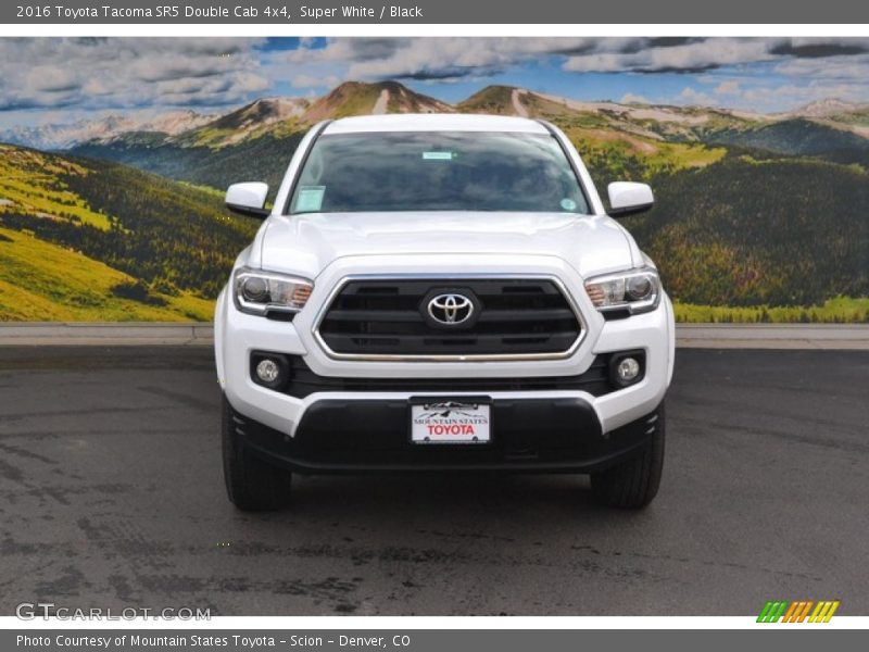 Super White / Black 2016 Toyota Tacoma SR5 Double Cab 4x4