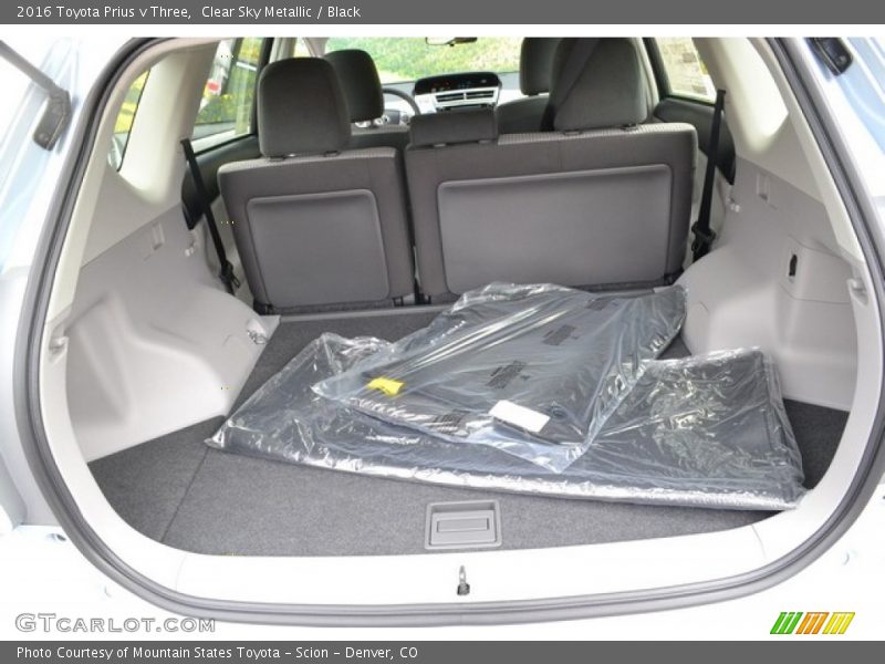 Clear Sky Metallic / Black 2016 Toyota Prius v Three