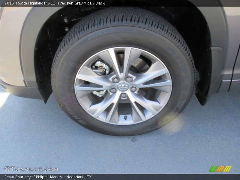 Predawn Gray Mica / Black 2015 Toyota Highlander XLE