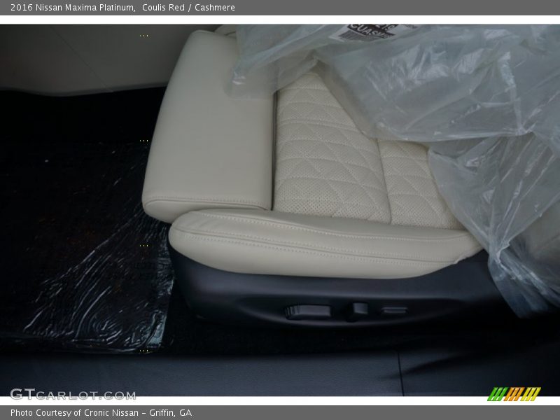 Coulis Red / Cashmere 2016 Nissan Maxima Platinum