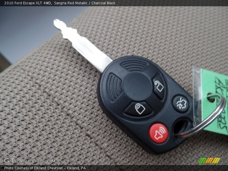 Sangria Red Metallic / Charcoal Black 2010 Ford Escape XLT 4WD