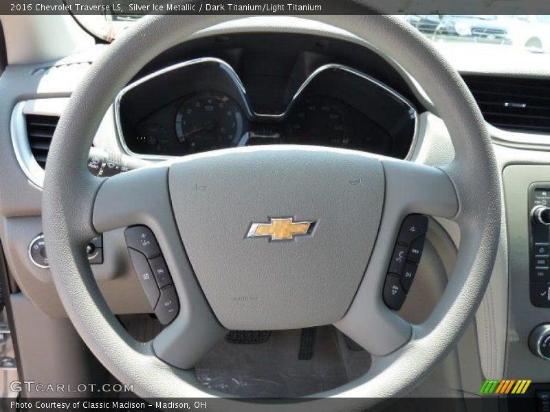 Silver Ice Metallic / Dark Titanium/Light Titanium 2016 Chevrolet Traverse LS