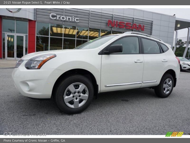 Pearl White / Gray 2015 Nissan Rogue Select S