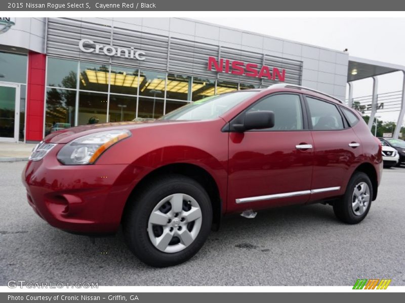 Cayenne Red / Black 2015 Nissan Rogue Select S