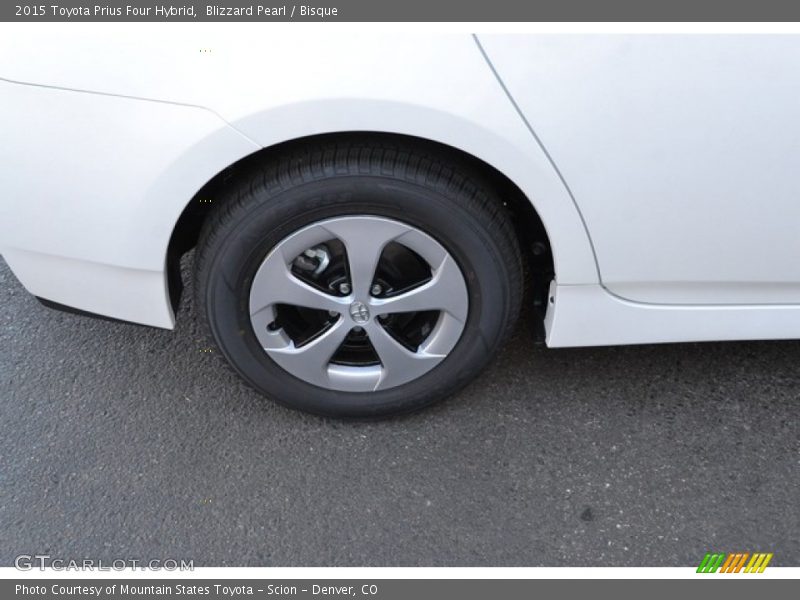 Blizzard Pearl / Bisque 2015 Toyota Prius Four Hybrid