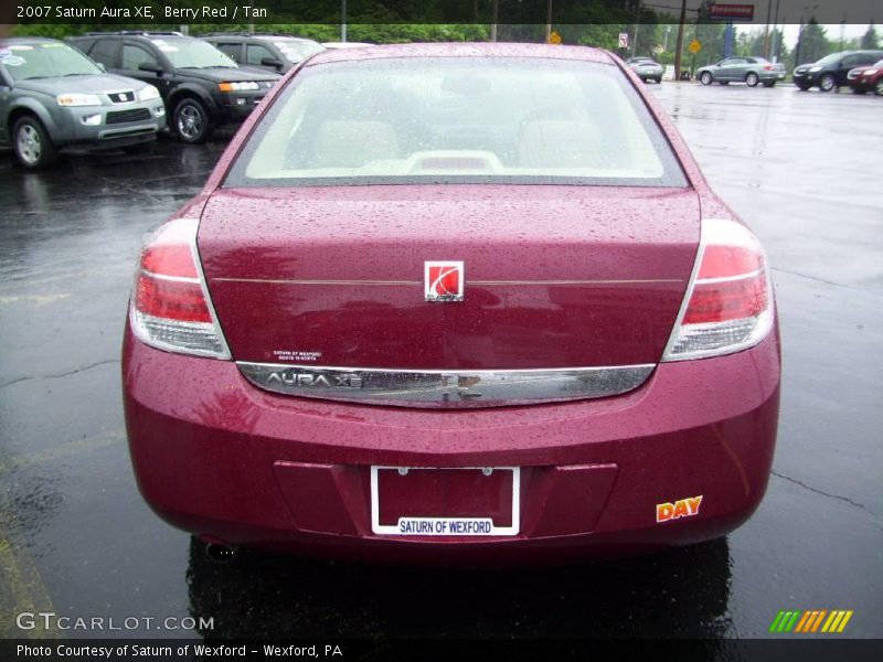 Berry Red / Tan 2007 Saturn Aura XE