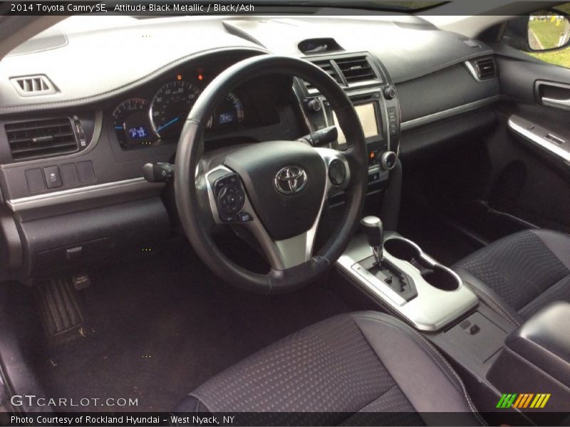 Attitude Black Metallic / Black/Ash 2014 Toyota Camry SE