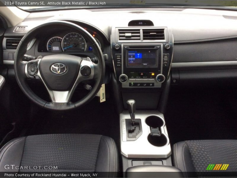 Attitude Black Metallic / Black/Ash 2014 Toyota Camry SE