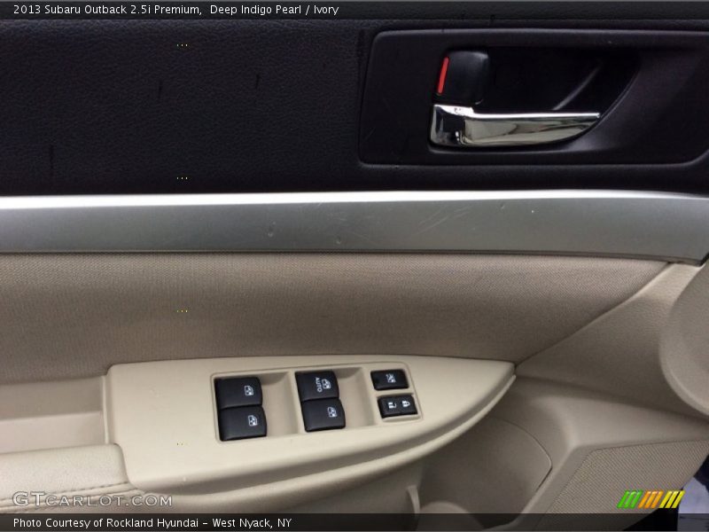 Deep Indigo Pearl / Ivory 2013 Subaru Outback 2.5i Premium