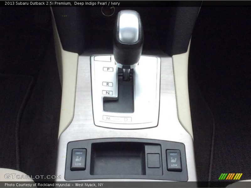 Deep Indigo Pearl / Ivory 2013 Subaru Outback 2.5i Premium
