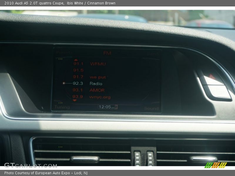 Ibis White / Cinnamon Brown 2010 Audi A5 2.0T quattro Coupe
