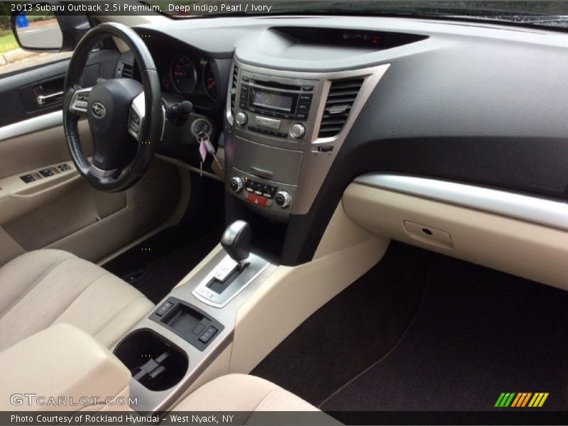 Deep Indigo Pearl / Ivory 2013 Subaru Outback 2.5i Premium