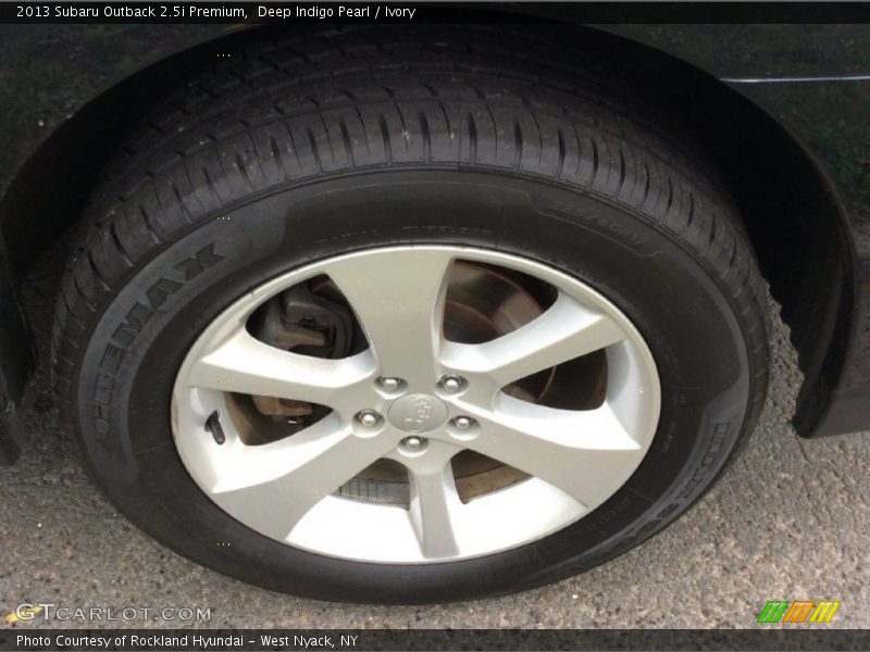 Deep Indigo Pearl / Ivory 2013 Subaru Outback 2.5i Premium