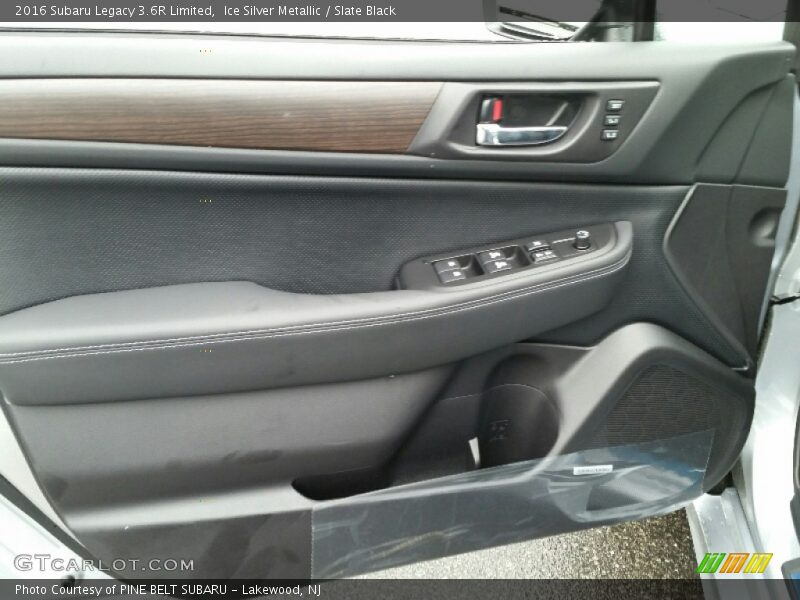 Ice Silver Metallic / Slate Black 2016 Subaru Legacy 3.6R Limited