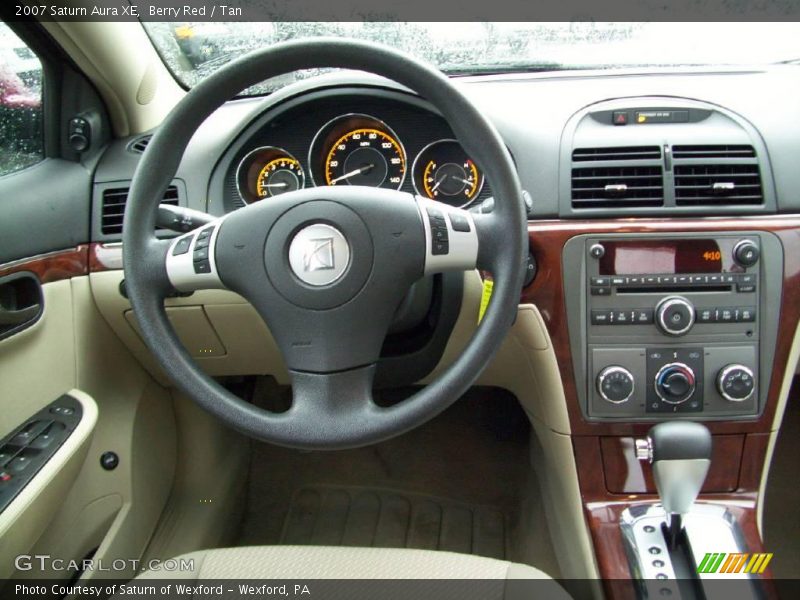 Berry Red / Tan 2007 Saturn Aura XE