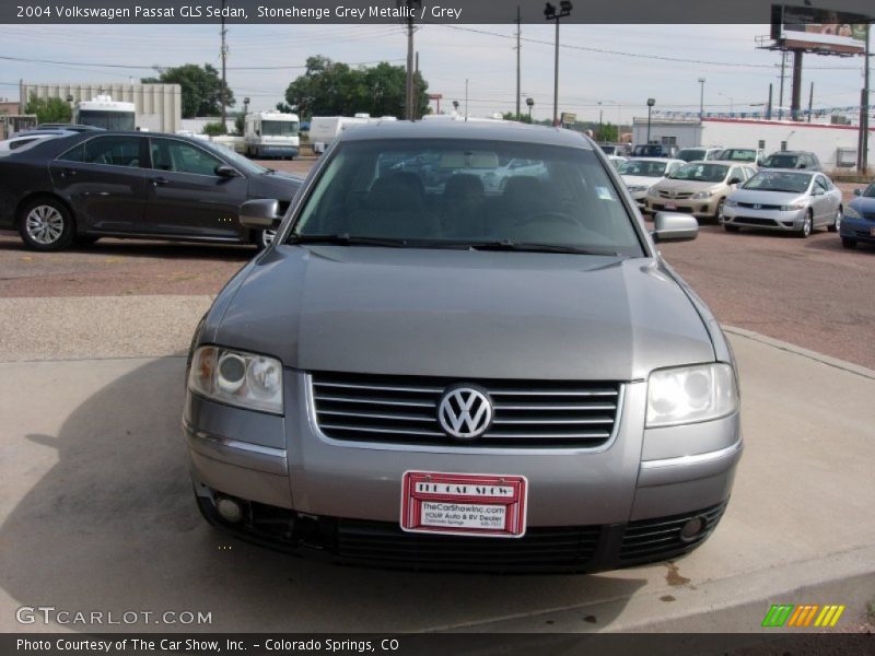 Stonehenge Grey Metallic / Grey 2004 Volkswagen Passat GLS Sedan