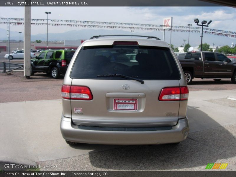 Desert Sand Mica / Oak 2002 Toyota Sienna LE