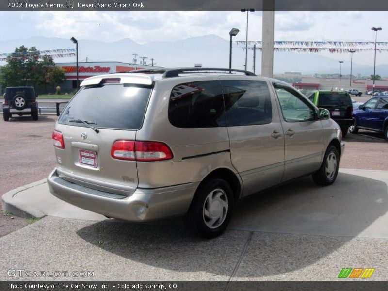 Desert Sand Mica / Oak 2002 Toyota Sienna LE
