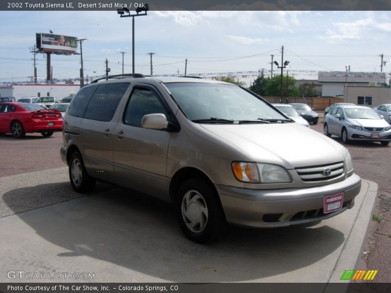 Desert Sand Mica / Oak 2002 Toyota Sienna LE