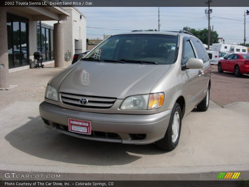 Desert Sand Mica / Oak 2002 Toyota Sienna LE