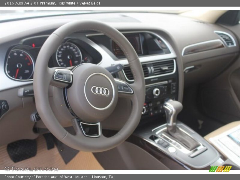 Dashboard of 2016 A4 2.0T Premium