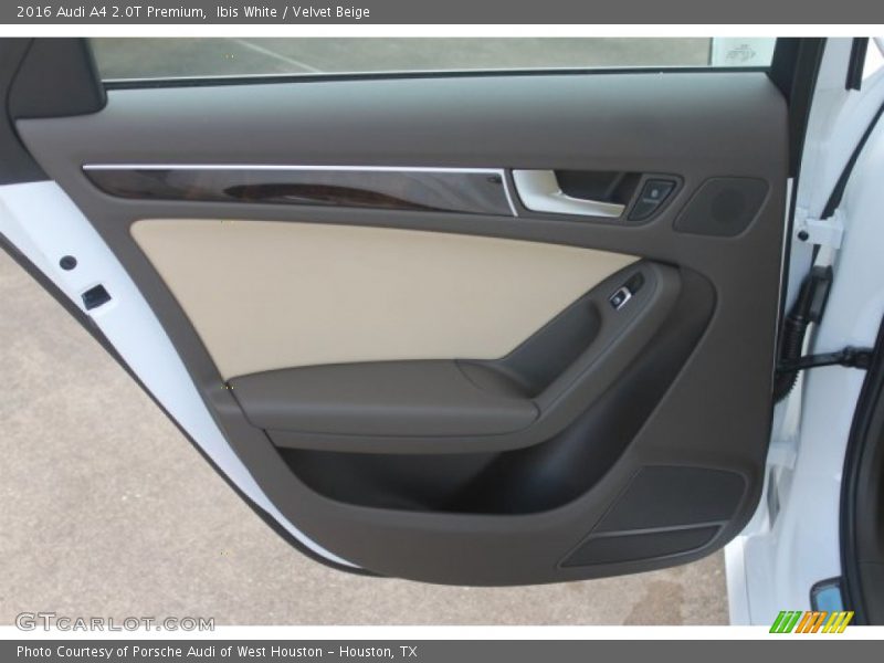 Door Panel of 2016 A4 2.0T Premium