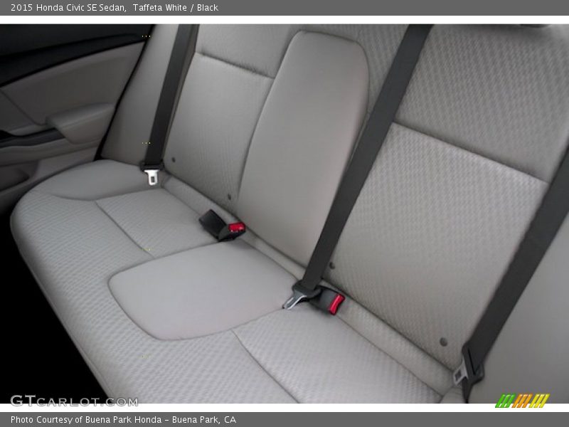 Taffeta White / Black 2015 Honda Civic SE Sedan