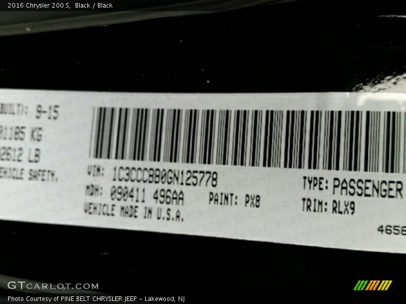 Black / Black 2016 Chrysler 200 S