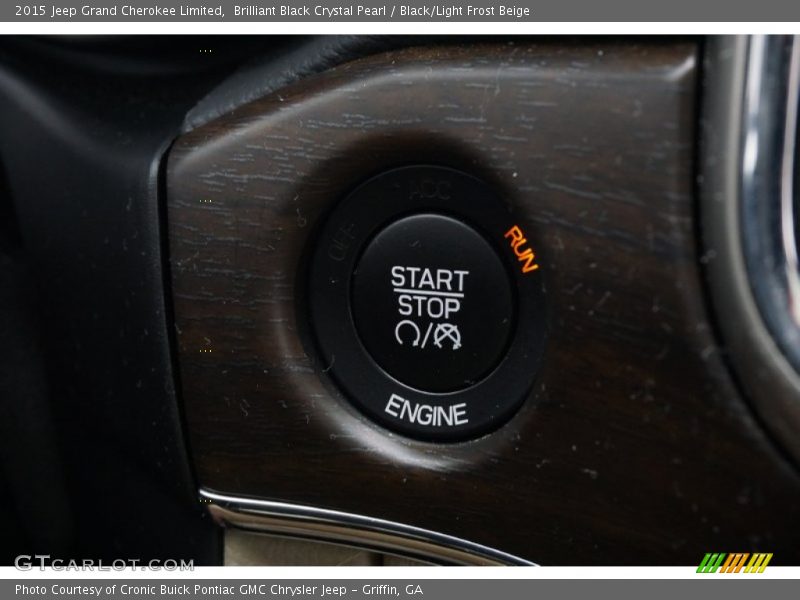 Brilliant Black Crystal Pearl / Black/Light Frost Beige 2015 Jeep Grand Cherokee Limited