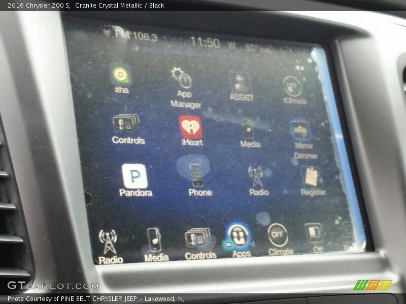 Granite Crystal Metallic / Black 2016 Chrysler 200 S