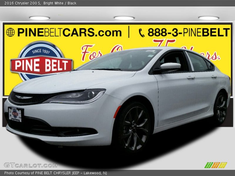 Bright White / Black 2016 Chrysler 200 S