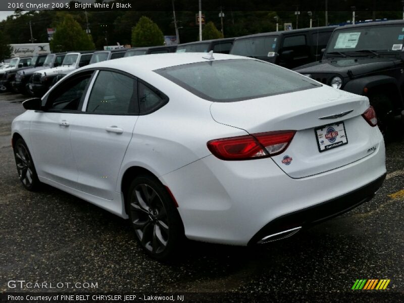 Bright White / Black 2016 Chrysler 200 S