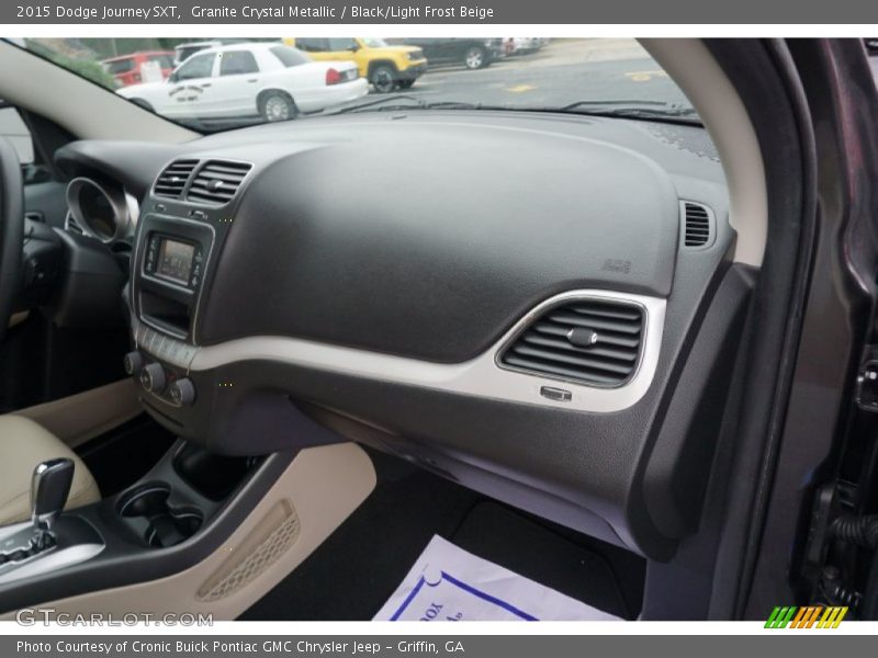 Granite Crystal Metallic / Black/Light Frost Beige 2015 Dodge Journey SXT