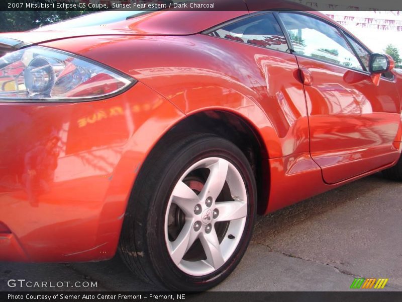 Sunset Pearlescent / Dark Charcoal 2007 Mitsubishi Eclipse GS Coupe