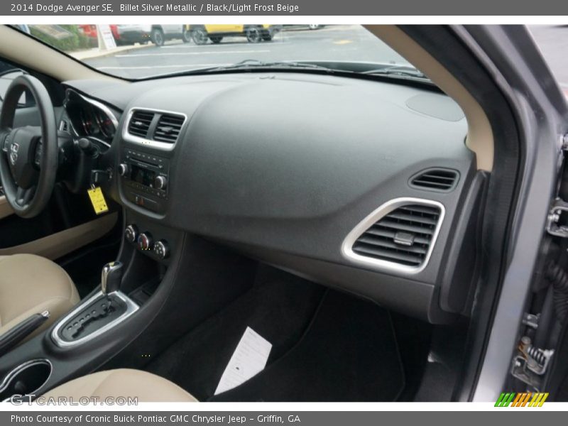 Billet Silver Metallic / Black/Light Frost Beige 2014 Dodge Avenger SE