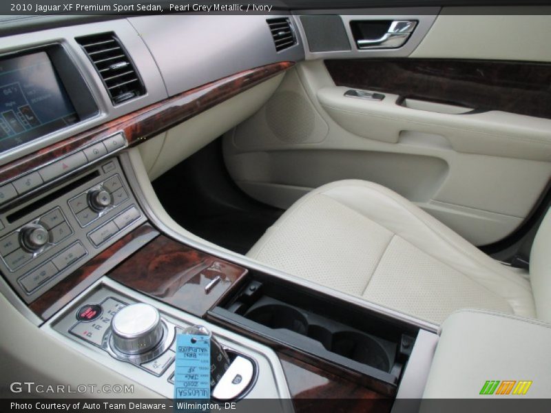 Pearl Grey Metallic / Ivory 2010 Jaguar XF Premium Sport Sedan