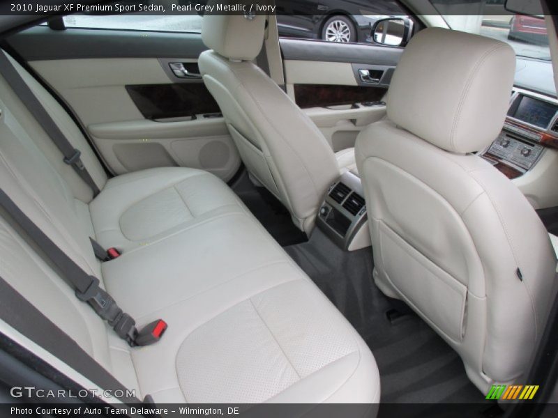 Pearl Grey Metallic / Ivory 2010 Jaguar XF Premium Sport Sedan