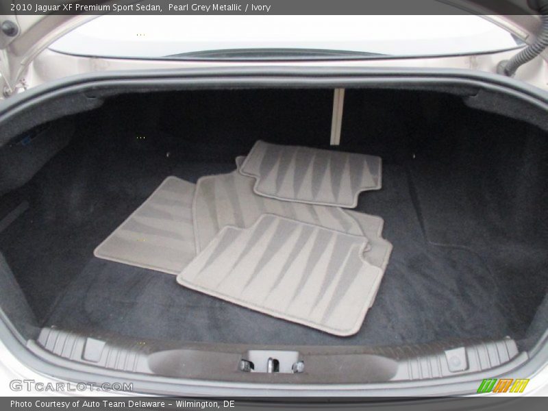 Pearl Grey Metallic / Ivory 2010 Jaguar XF Premium Sport Sedan